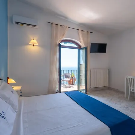 Villa Di Lusso Con Piscina Tra Positano E Amalfi *