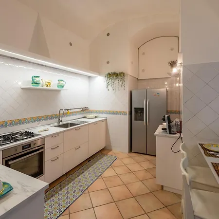 Villa Di Lusso Con Piscina Tra Positano E Amalfi
